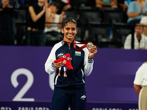 Manisha Ramadass, Para Badminton athlete from Chennai